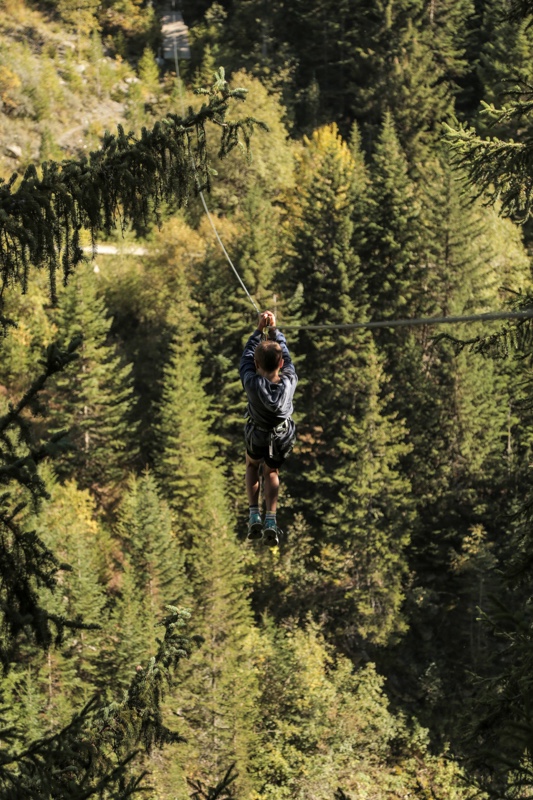 Activité à sensations fortes en Savoie, vallée des tyroliennes