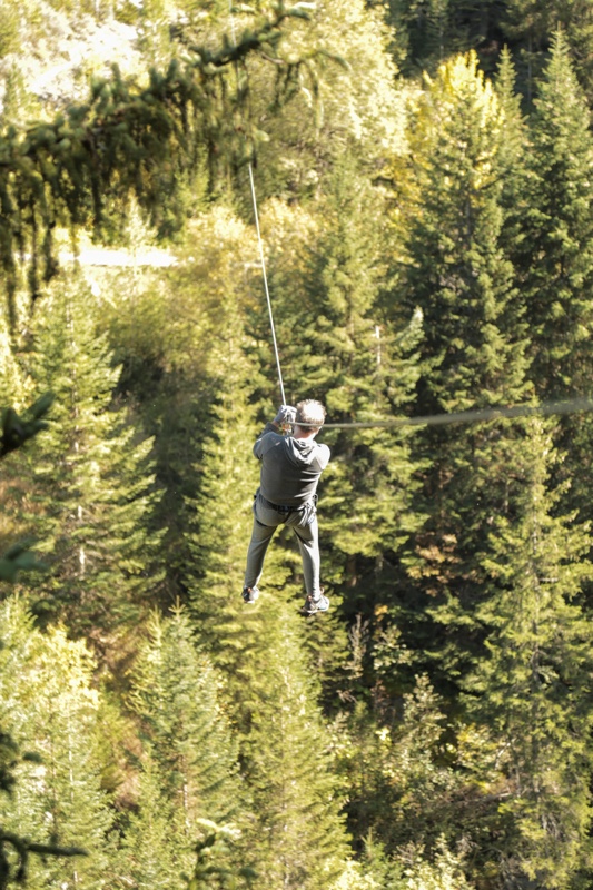Activité à sensations fortes en Savoie, vallée des tyroliennes