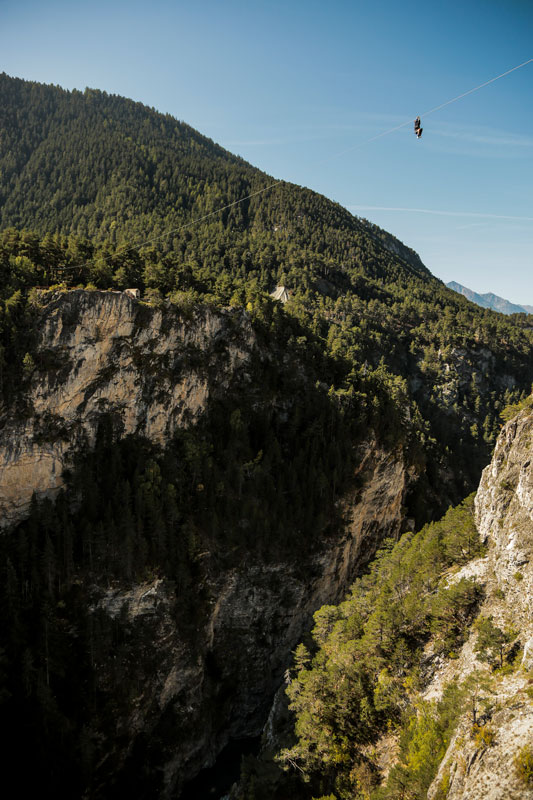 Activité à sensations fortes en Savoie, vallée des tyroliennes